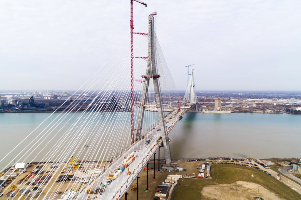 photo du construction du route aux pont