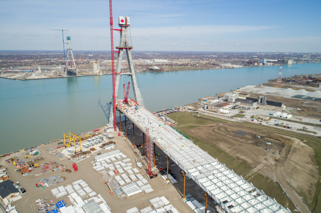 Progrès au site du pont canadien - avril 2023
