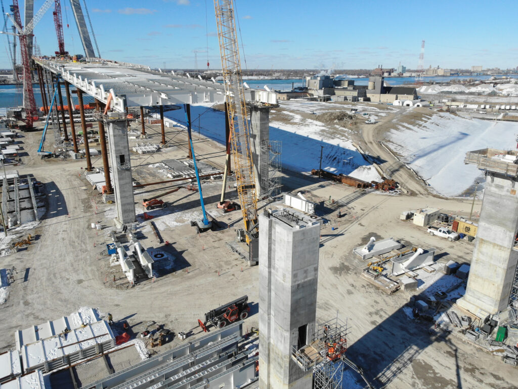 Progrès au site du pont canadien - décembre 2022 et janvier 2023