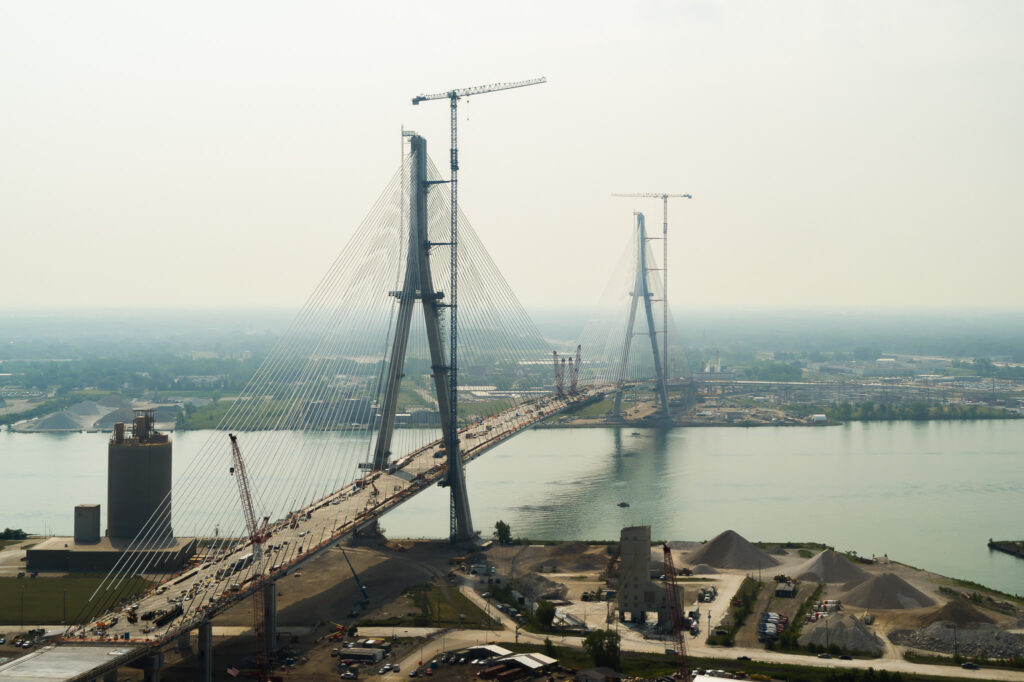 Progrès du site du pont canadien et américain - juin 2024