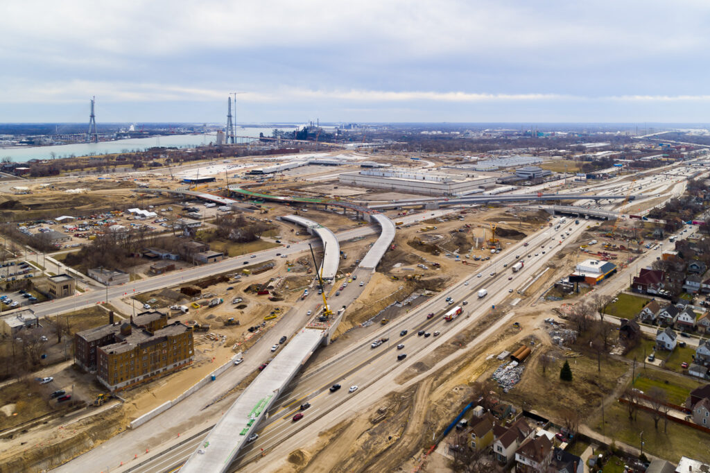 Progrès de l'échangeur du Michigan - printemps 2024