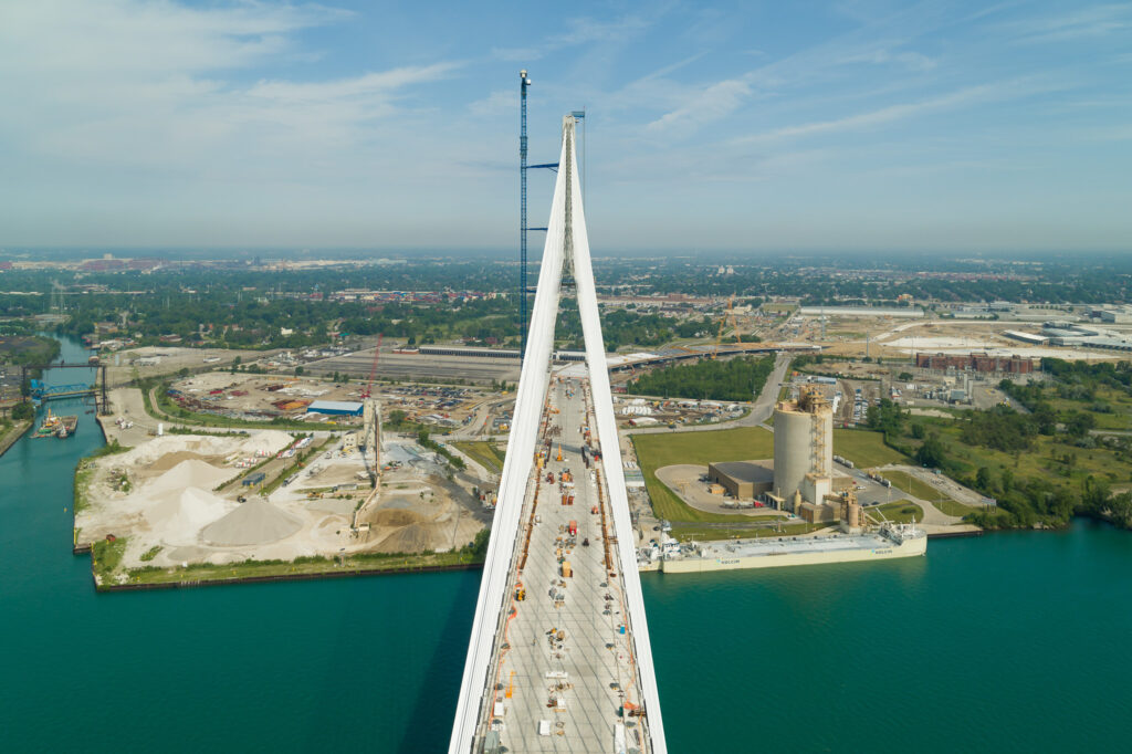 Progrès du site du pont canadien et américain - juin 2024