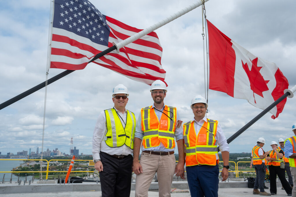 Célébration de la connexion du pont - 24 juillet 2024