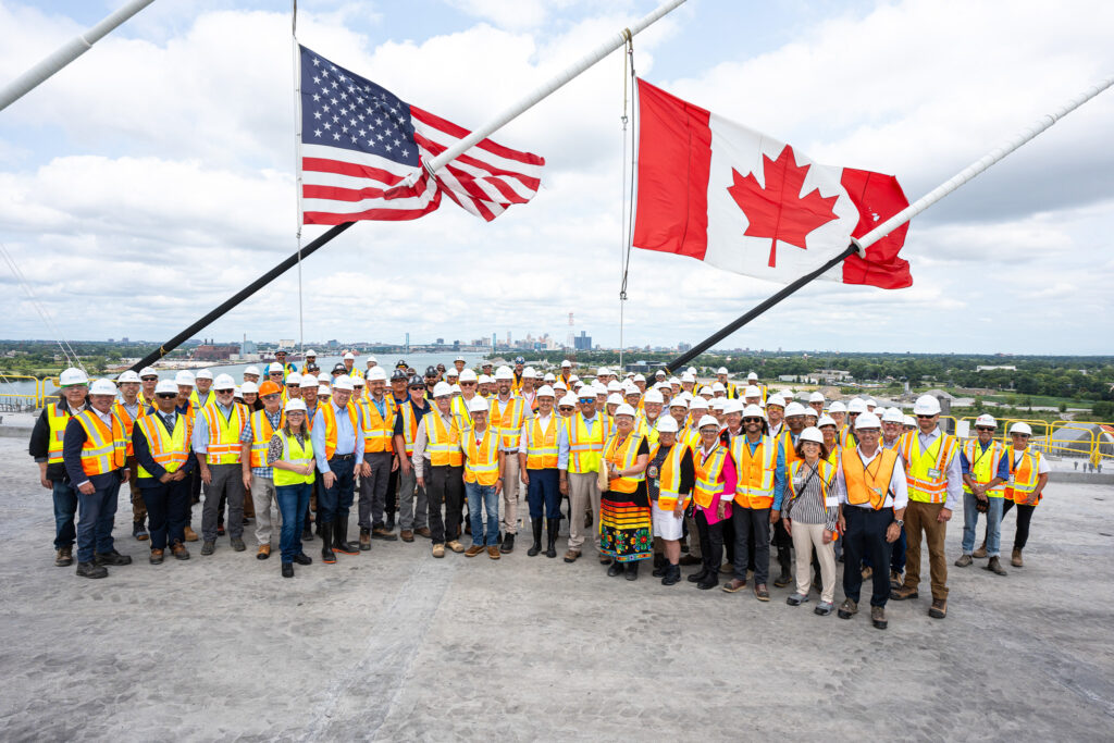 Célébration de la connexion du pont - 24 juillet 2024