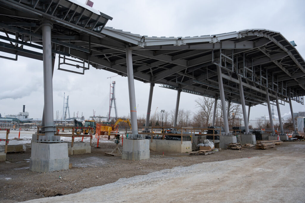 Progrès au port d'entrée canadian - décembre 2023